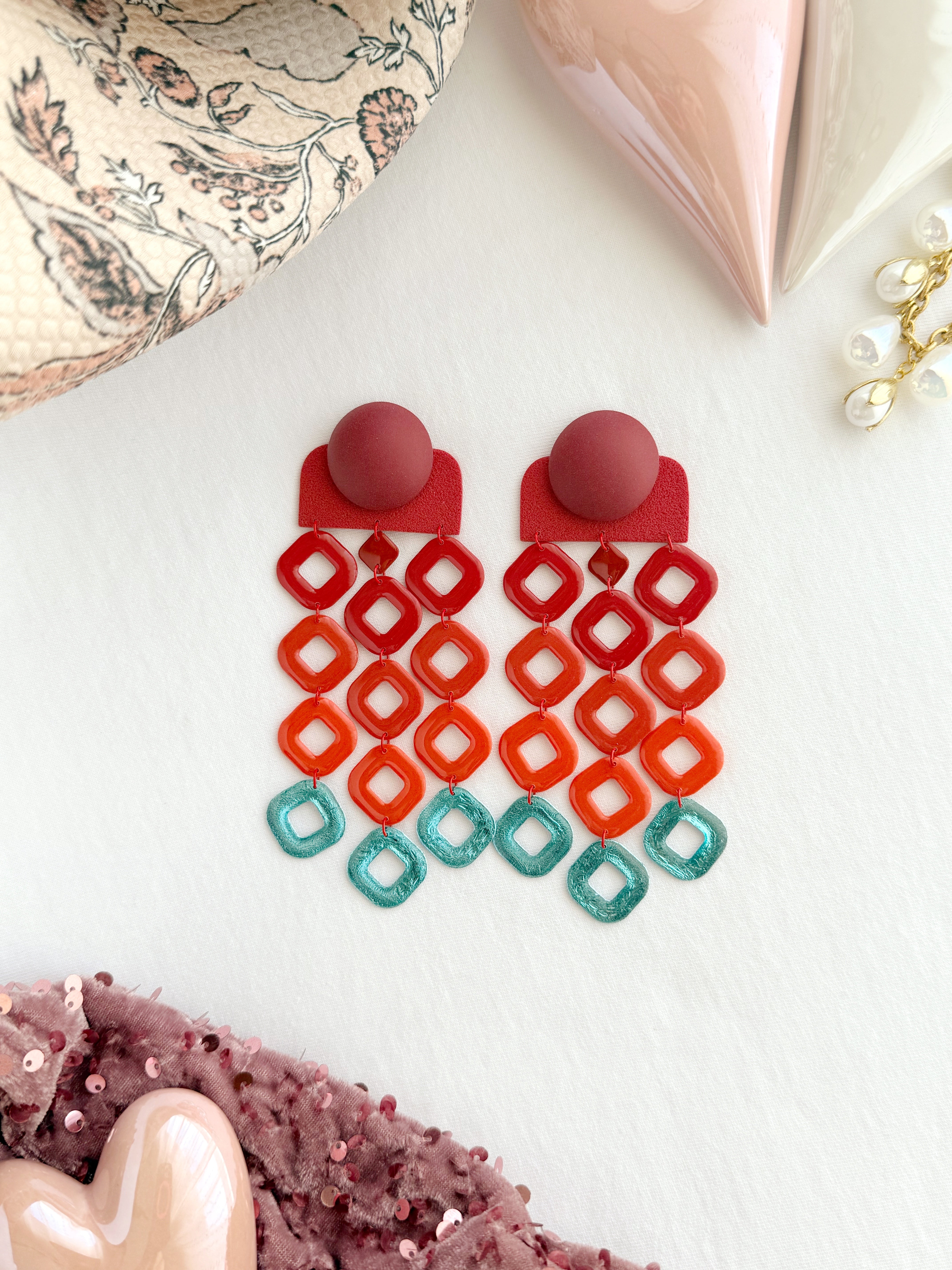 MOULIN ROUGE Night Red